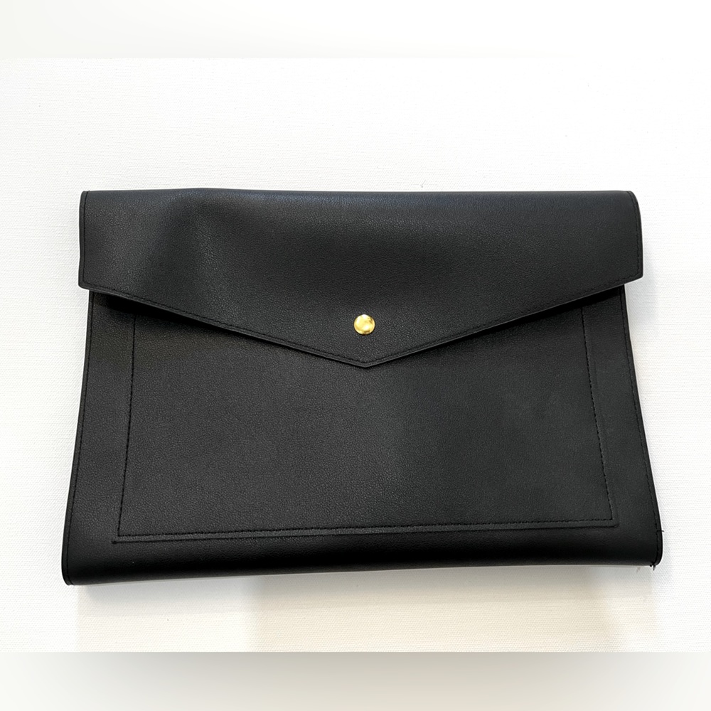 The Megan Portfolio Clutch by glass ladder & co.